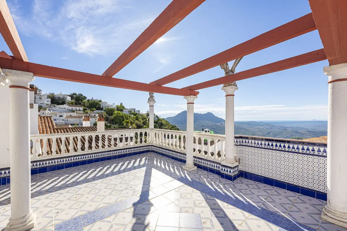 Townhouse for sale in Gaucín — photo 1