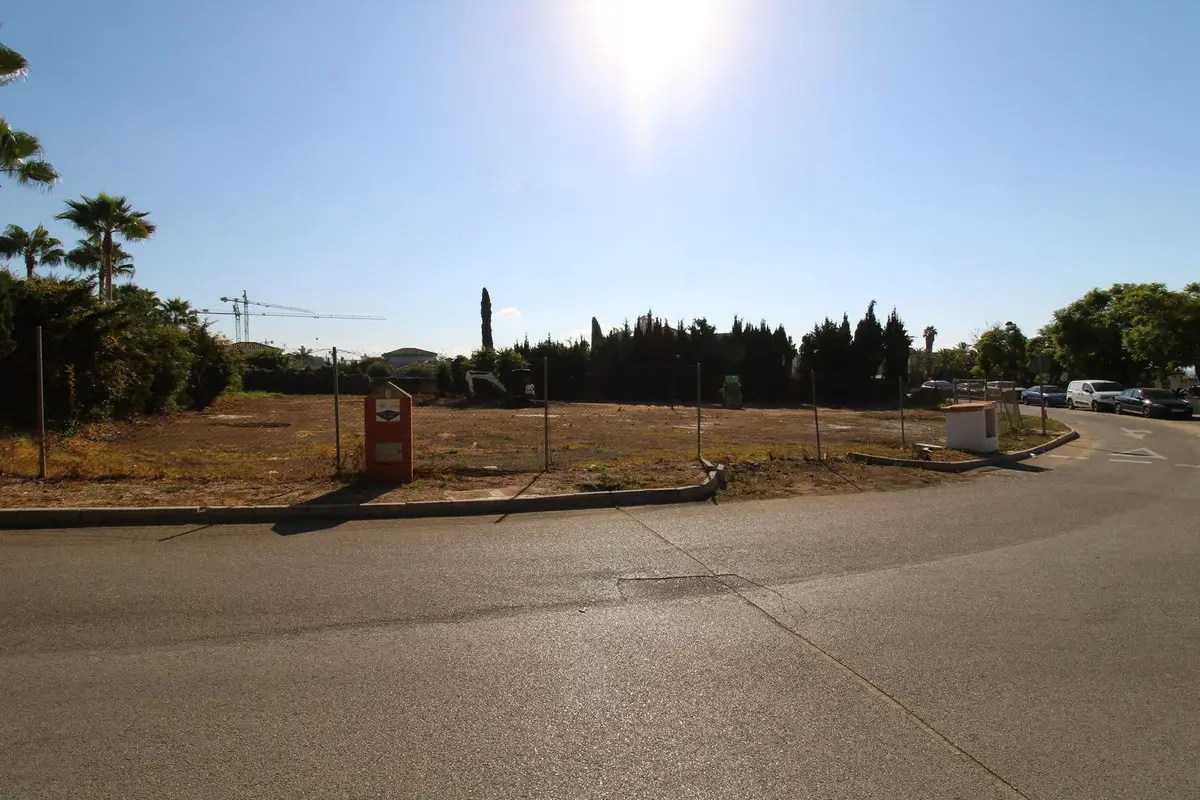 Residential Plot for sale in The Golden Mile — photo 1