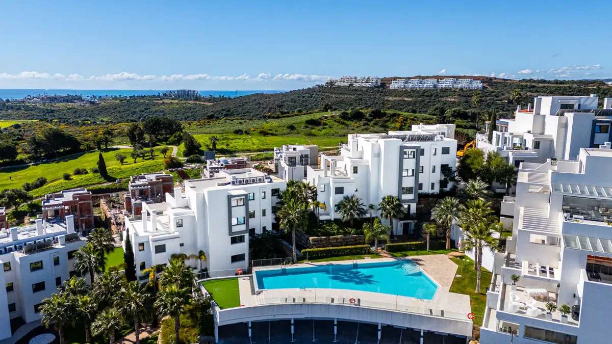 Penthouse Duplex for sale in Estepona — photo 1