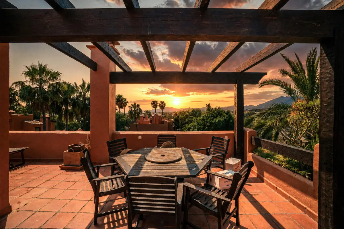 Townhouse for sale in Marbella — photo 1