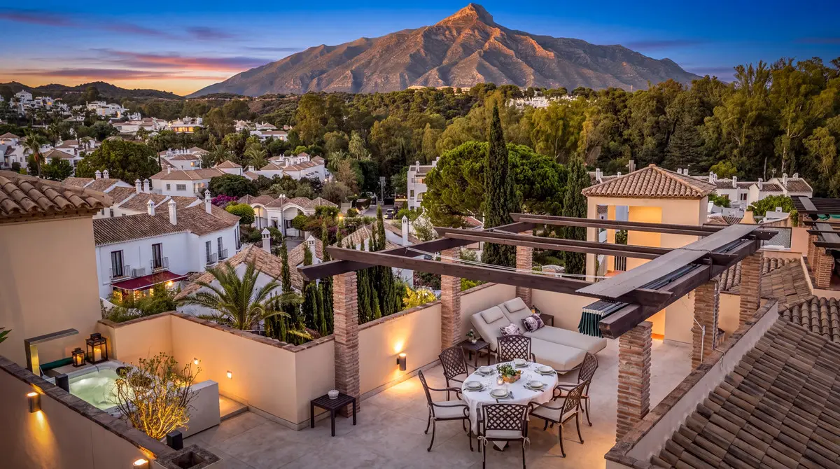 Penthouse Duplex for sale in Nueva Andalucía — photo 1