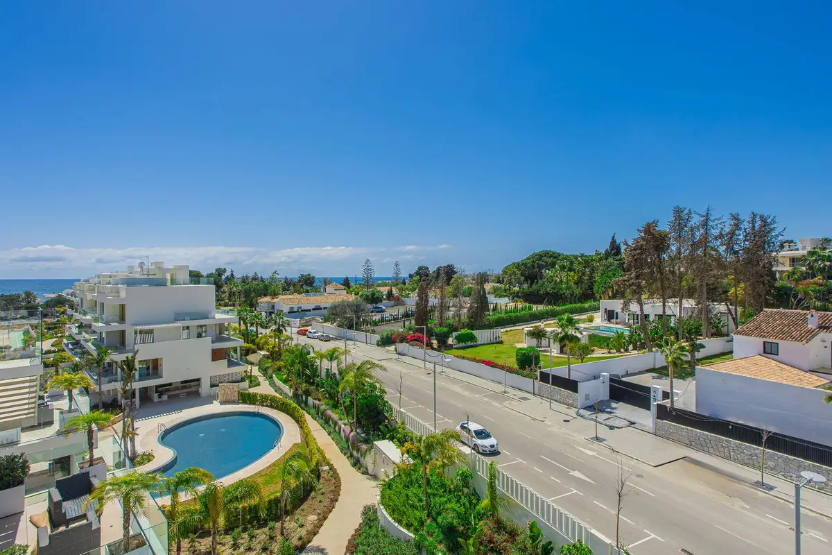 Penthouse Duplex for sale in Puerto Banús — photo 1