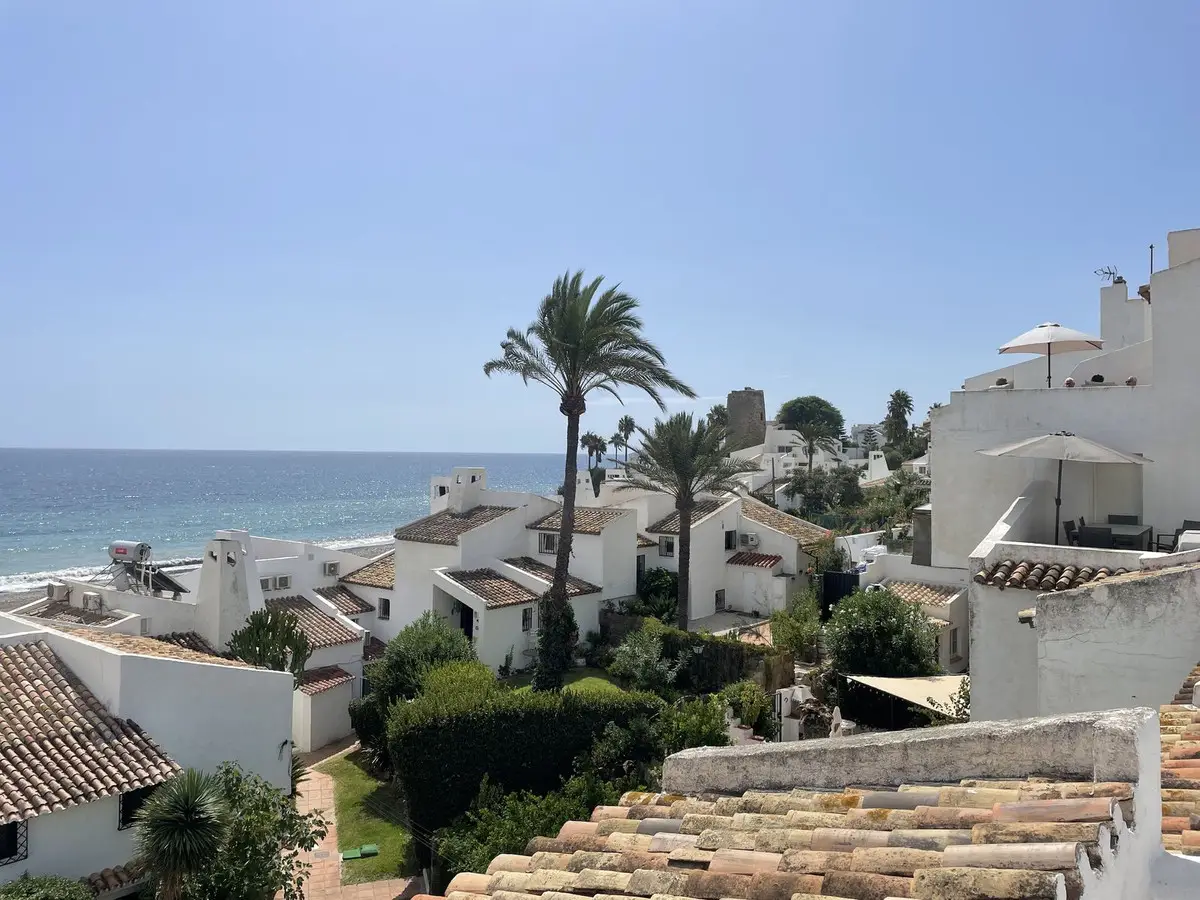 Penthouse Duplex for sale in Estepona — photo 1