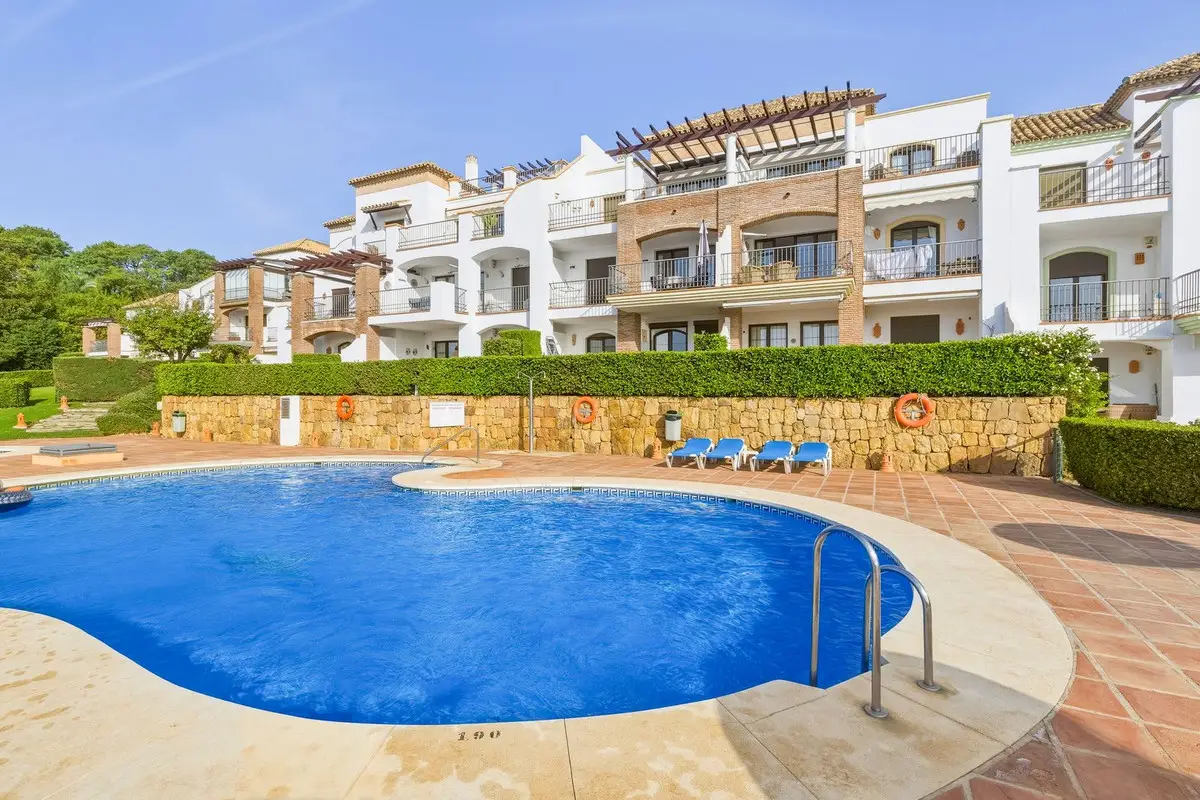 Middle Floor Apartment for sale in Los Arqueros — photo 1