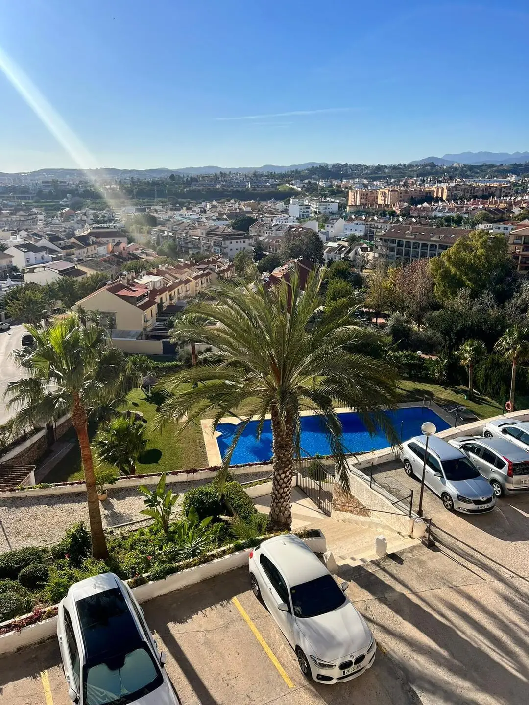 Middle Floor Apartment for sale in Fuengirola — photo 1