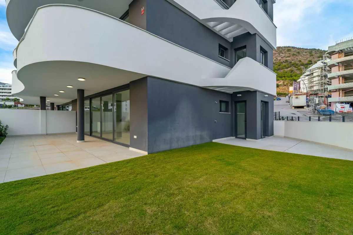 Ground Floor Apartment for sale in Higueron — photo 1