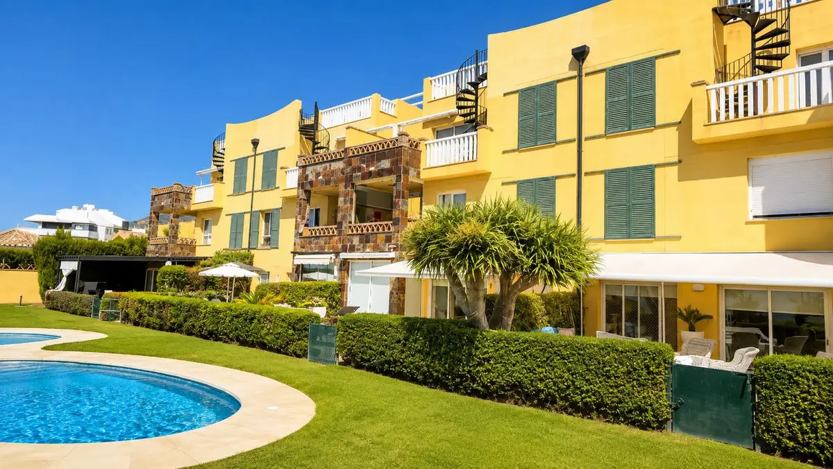 Penthouse for sale in Fuengirola — photo 1