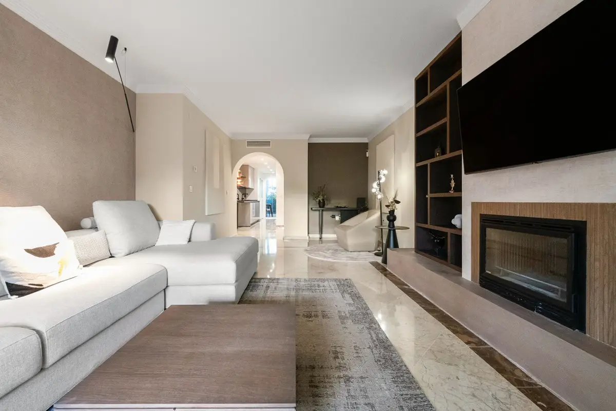 Ground Floor Apartment for sale in The Golden Mile — photo 1