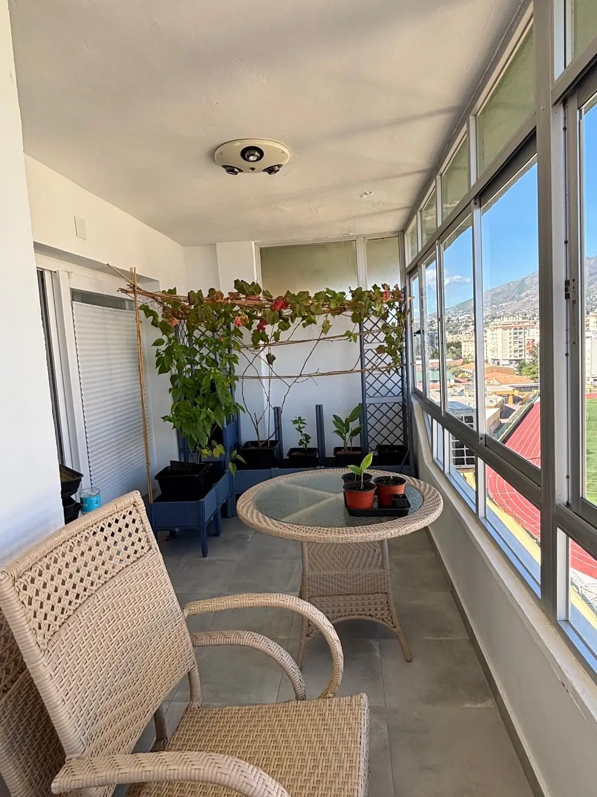 Top Floor Apartment for sale in Fuengirola — photo 1