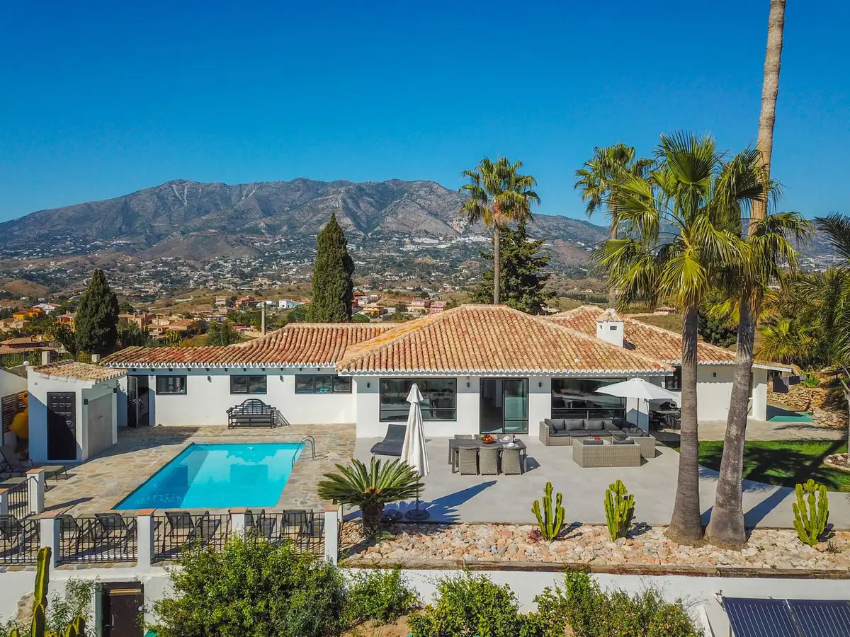 Detached Villa for sale in Sierrezuela — photo 1