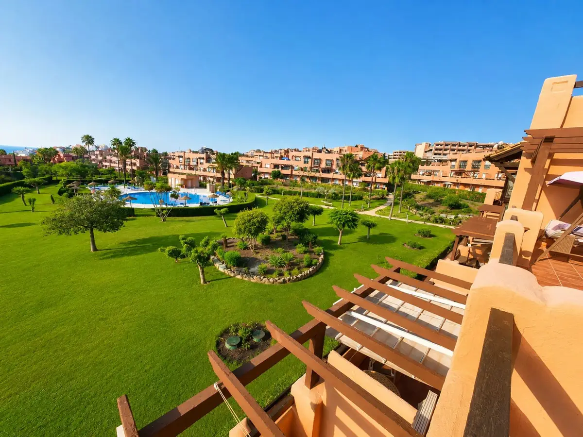 Penthouse for sale in Casares Playa — photo 1