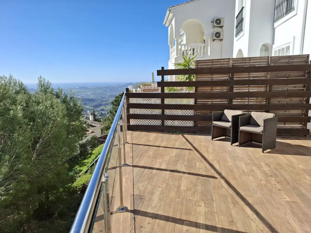 Townhouse for sale in Mijas — photo 1