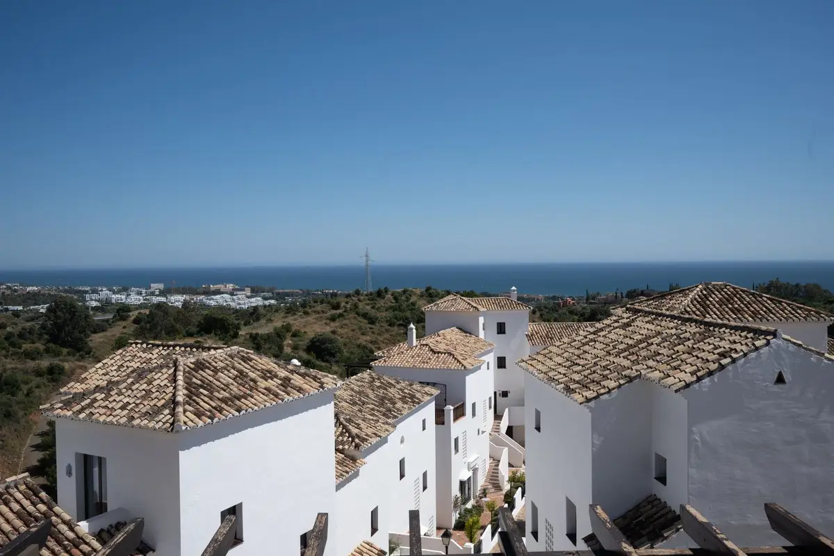 Penthouse for sale in Altos de los Monteros — photo 1
