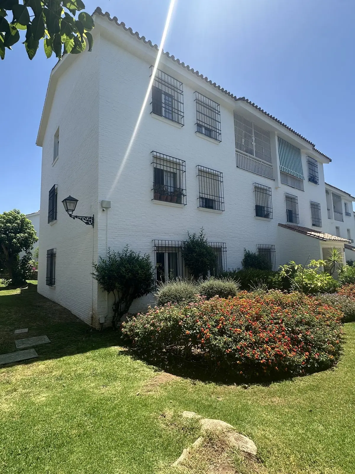 Ground Floor Apartment for sale in Marbella — photo 1