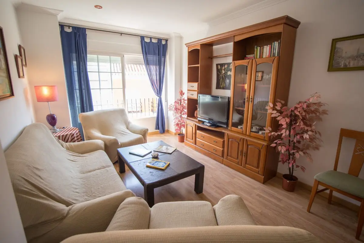 Middle Floor Apartment for sale in Coín — photo 1