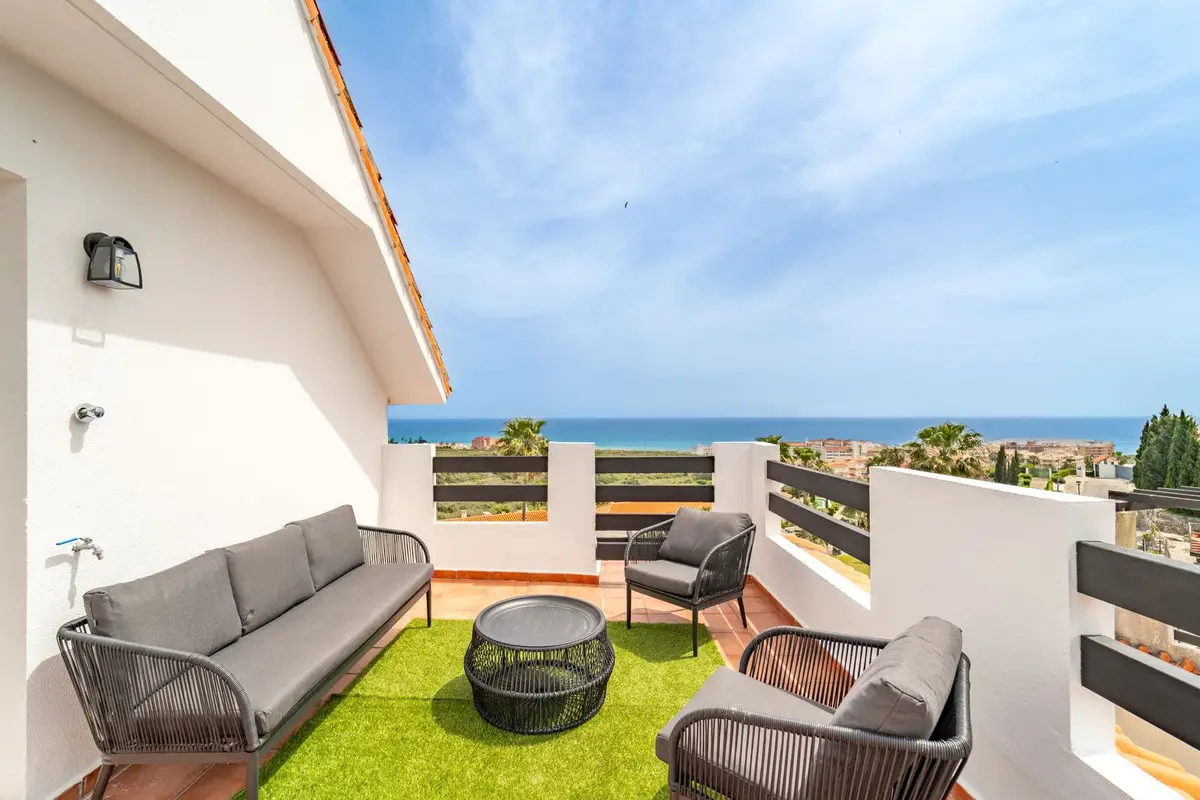 Penthouse Duplex for sale in Manilva — photo 1