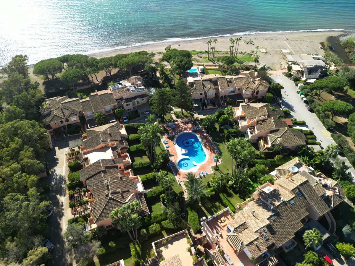 Penthouse Duplex for sale in Estepona — photo 1