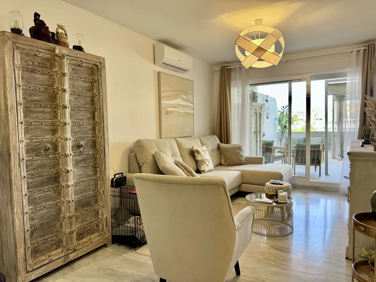 Middle Floor Apartment for sale in Riviera del Sol — photo 1