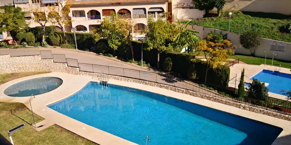 Middle Floor Apartment for sale in Benalmadena Costa — photo 1
