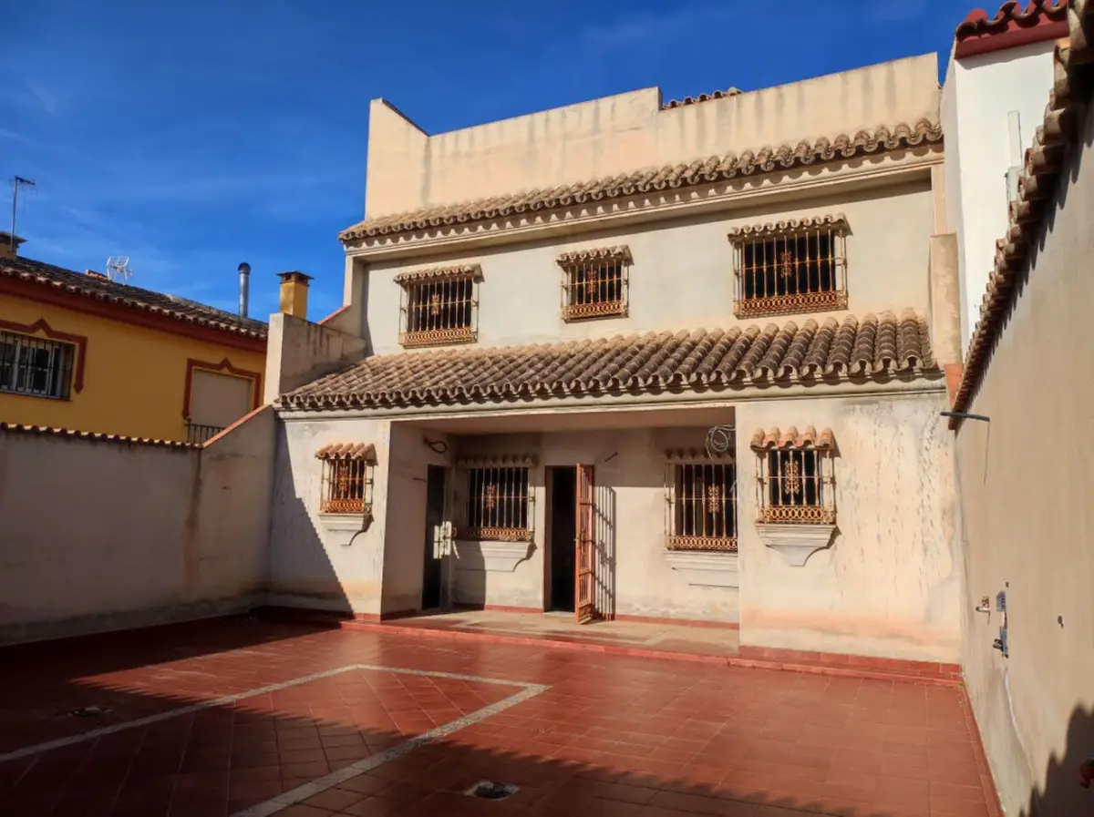 Townhouse for sale in Fuengirola — photo 1