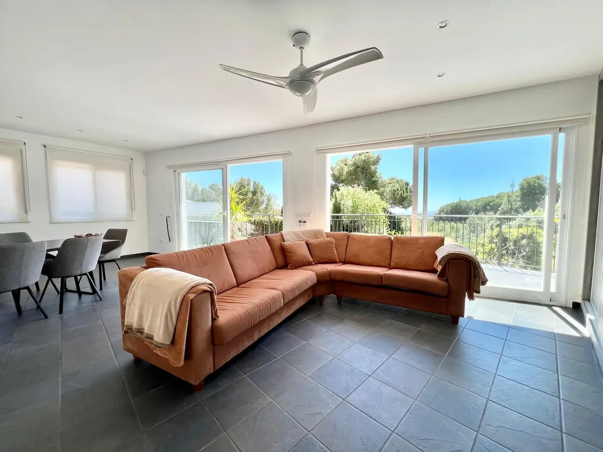 Detached Villa for sale in Mijas — photo 1