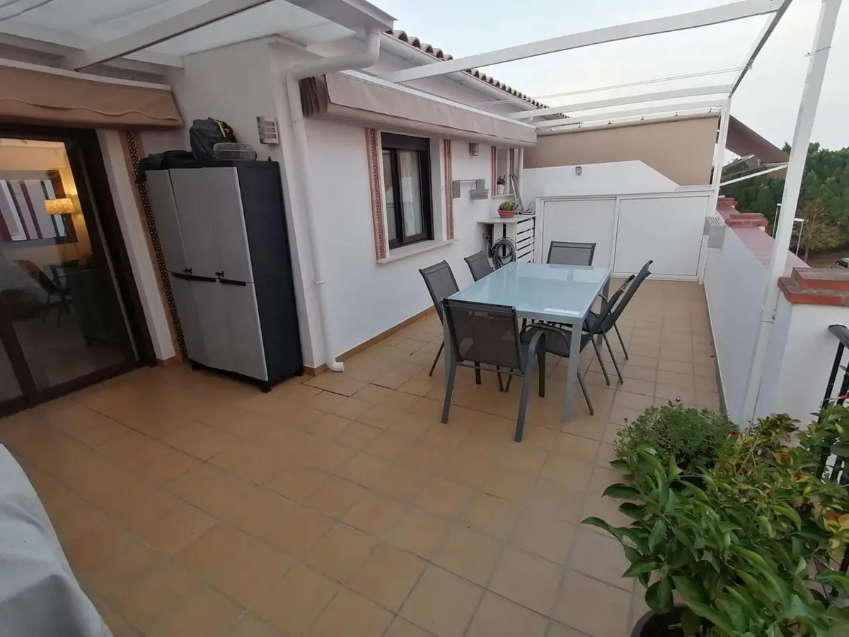 Penthouse for sale in Alhaurín de la Torre — photo 1