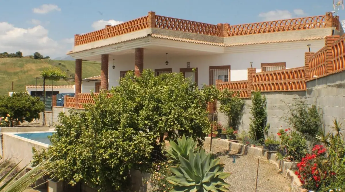 Finca - Cortijo for sale in Gibralgalia — photo 1
