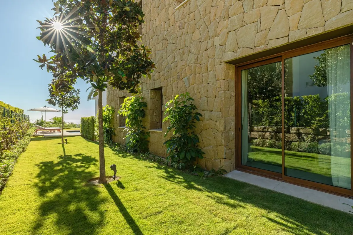 Ground Floor Apartment for sale in Casares — photo 1