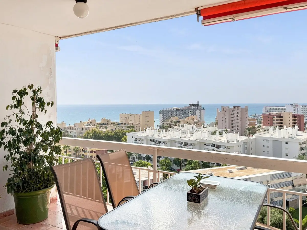 Top Floor Apartment for sale in Montemar — photo 1
