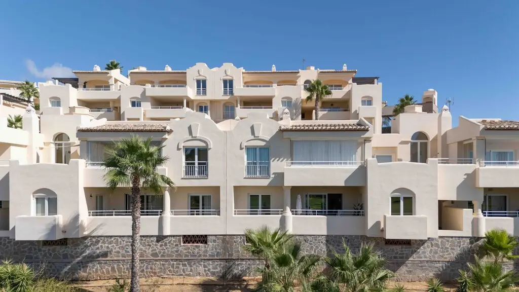 Middle Floor Apartment for sale in Mijas Costa — photo 1