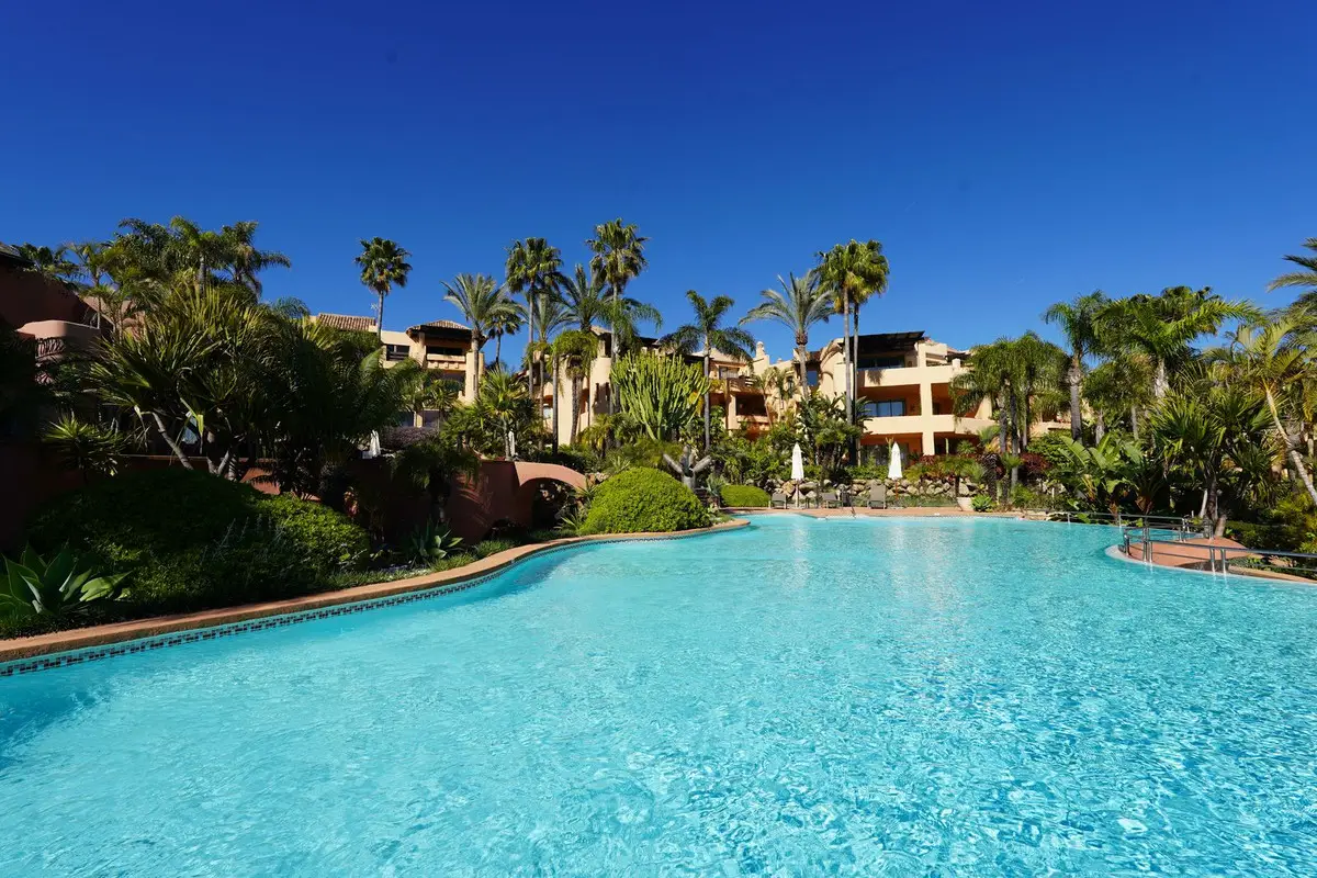 Ground Floor Apartment for sale in Marbella — photo 1