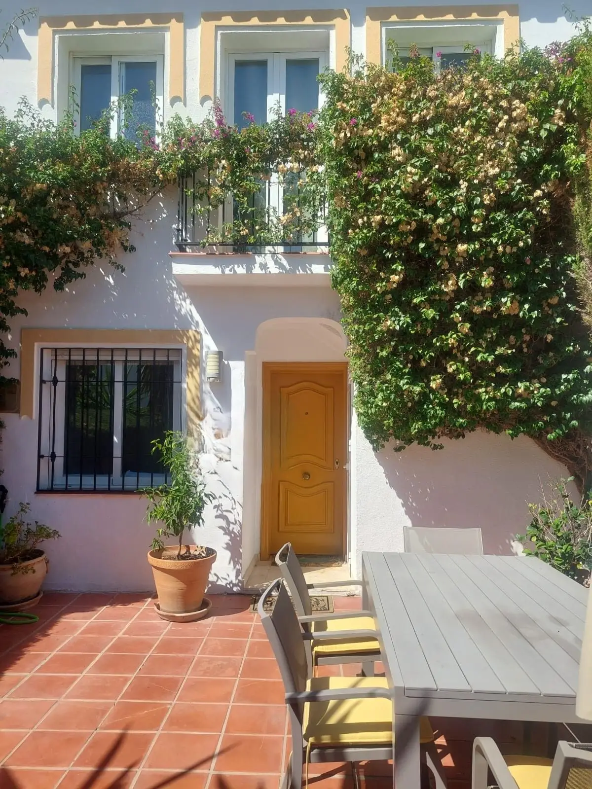 Townhouse for sale in El Paraiso — photo 1