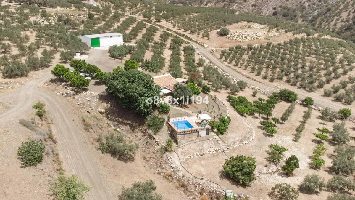 Land for sale in Colmenar — photo 1