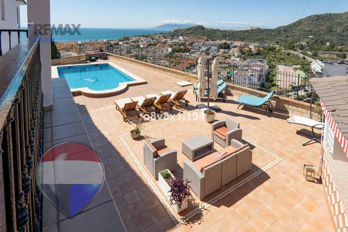Detached Villa for sale in La Cala del Moral — photo 1