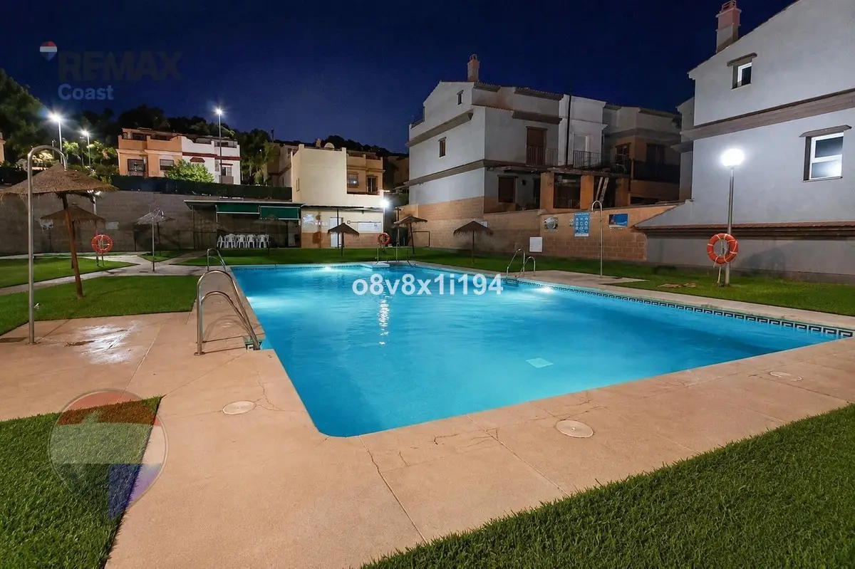 Townhouse for sale in Cártama — photo 1