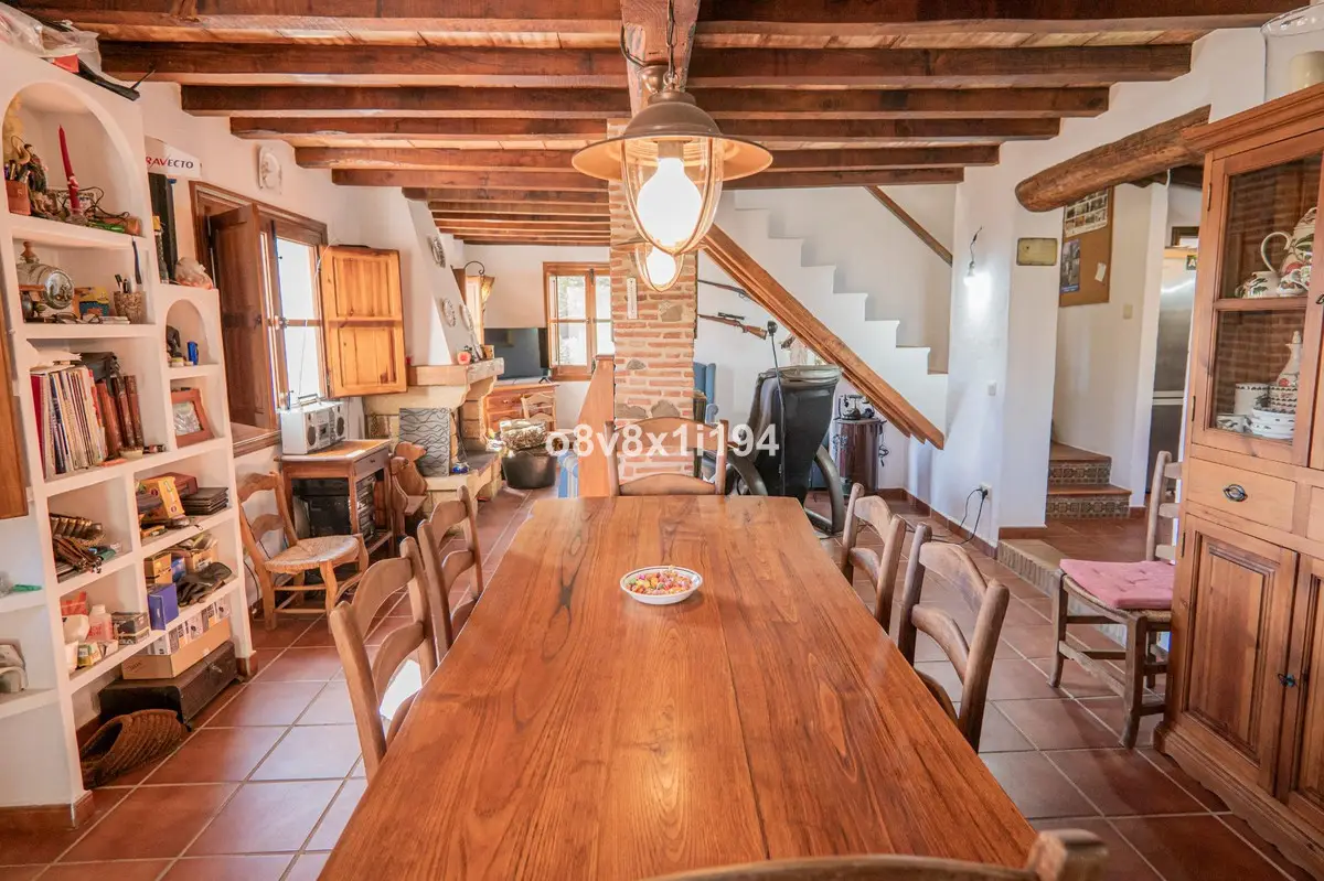 Finca - Cortijo for sale in Jubrique — photo 1