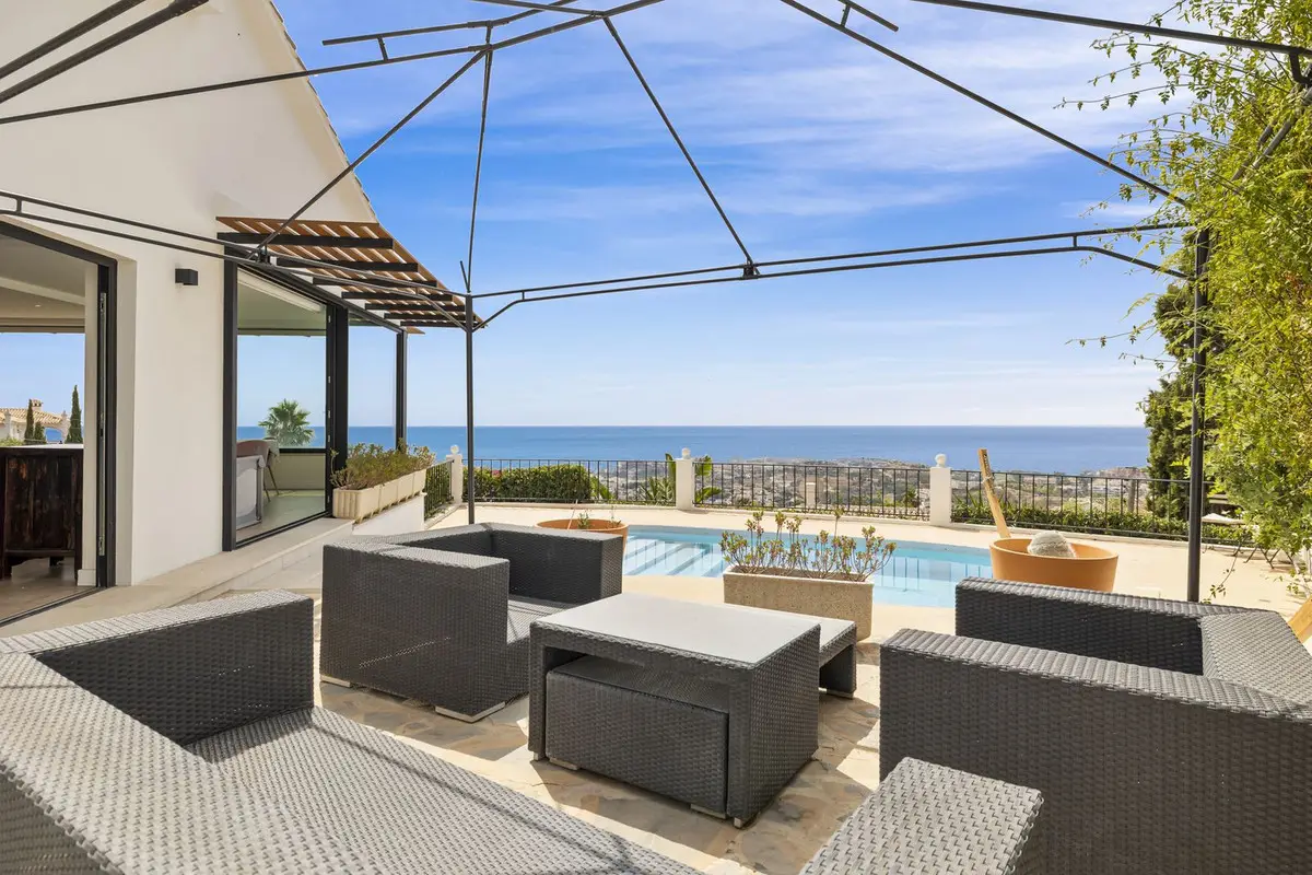 Detached Villa for sale in Benalmadena — photo 1