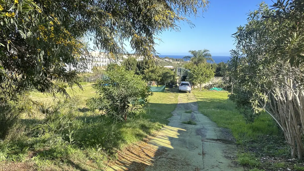 Residential Plot for sale in Manilva — photo 1