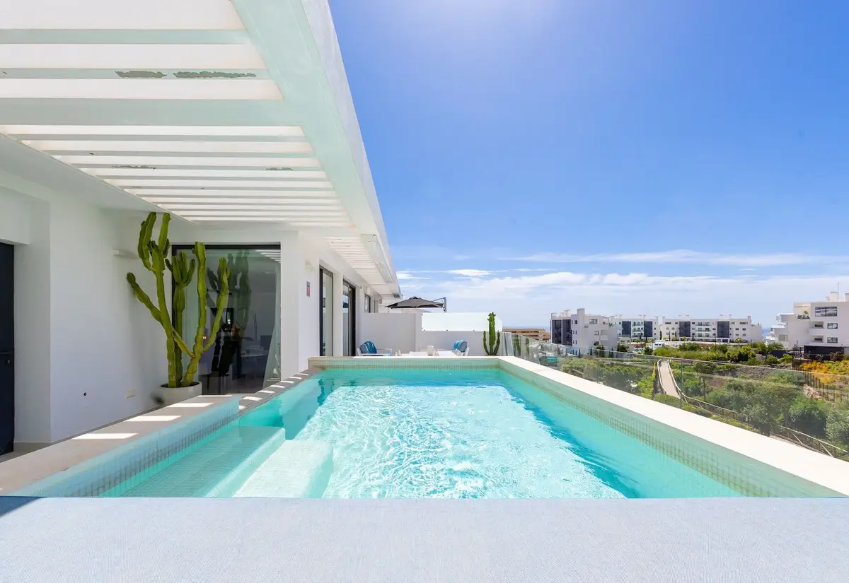 Penthouse for sale in Fuengirola — photo 1