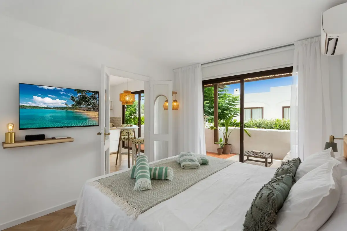 Top Floor Apartment for sale in New Golden Mile — photo 1