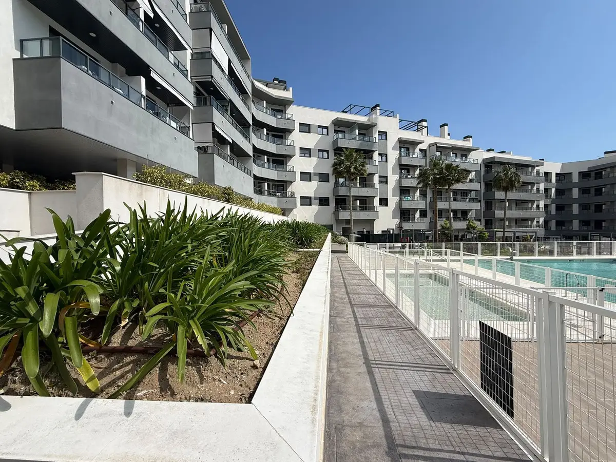 Middle Floor Apartment for sale in Las Lagunas — photo 1