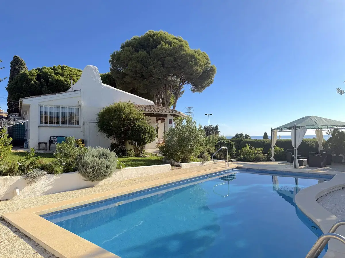 Detached Villa for sale in Torreblanca — photo 1