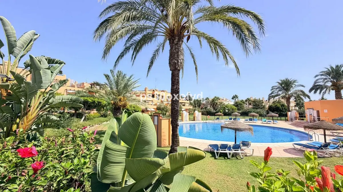 Ground Floor Apartment for sale in Casares — photo 1