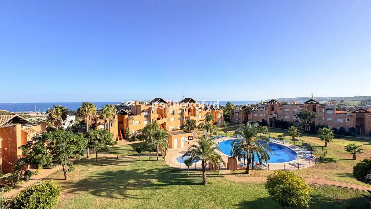 Penthouse for sale in Casares Playa — photo 1