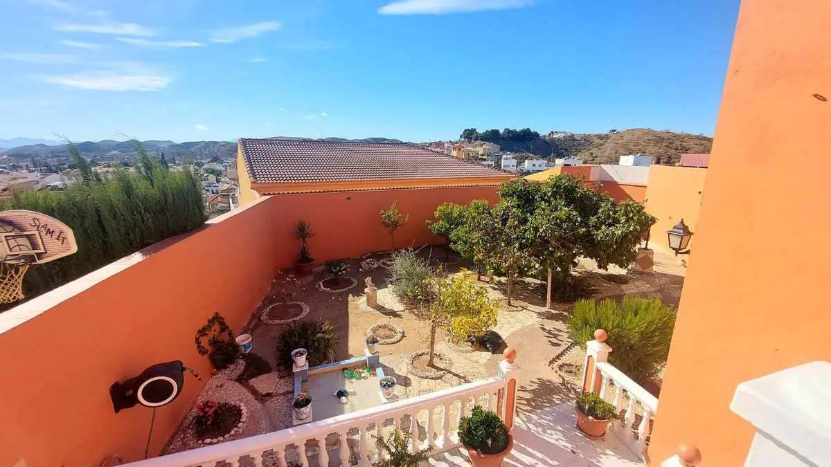 Detached Villa for sale in Puerto de la Torre — photo 1