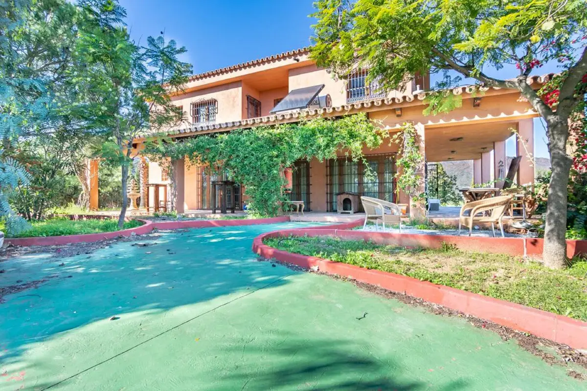 Detached Villa for sale in Mijas — photo 1