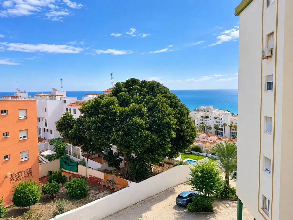 Middle Floor Apartment for sale in Torremolinos — photo 1