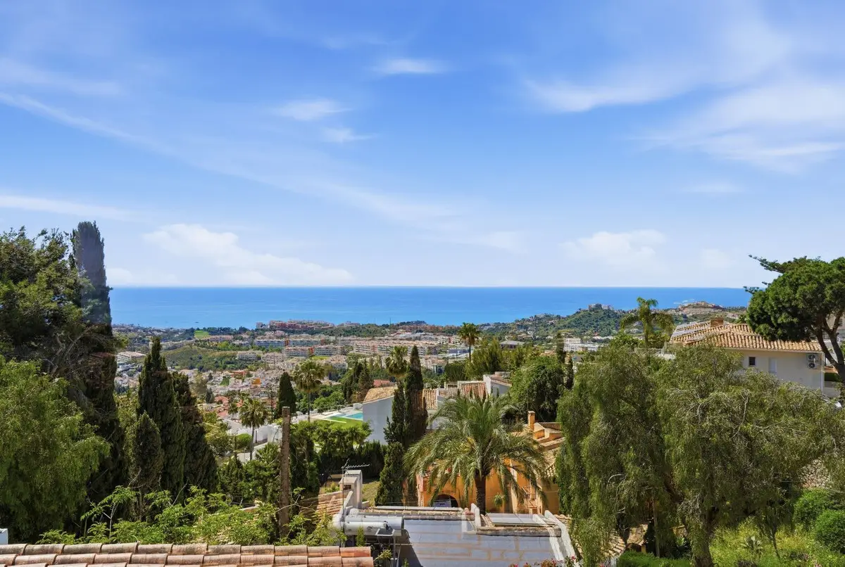 Detached Villa for sale in Benalmadena — photo 1