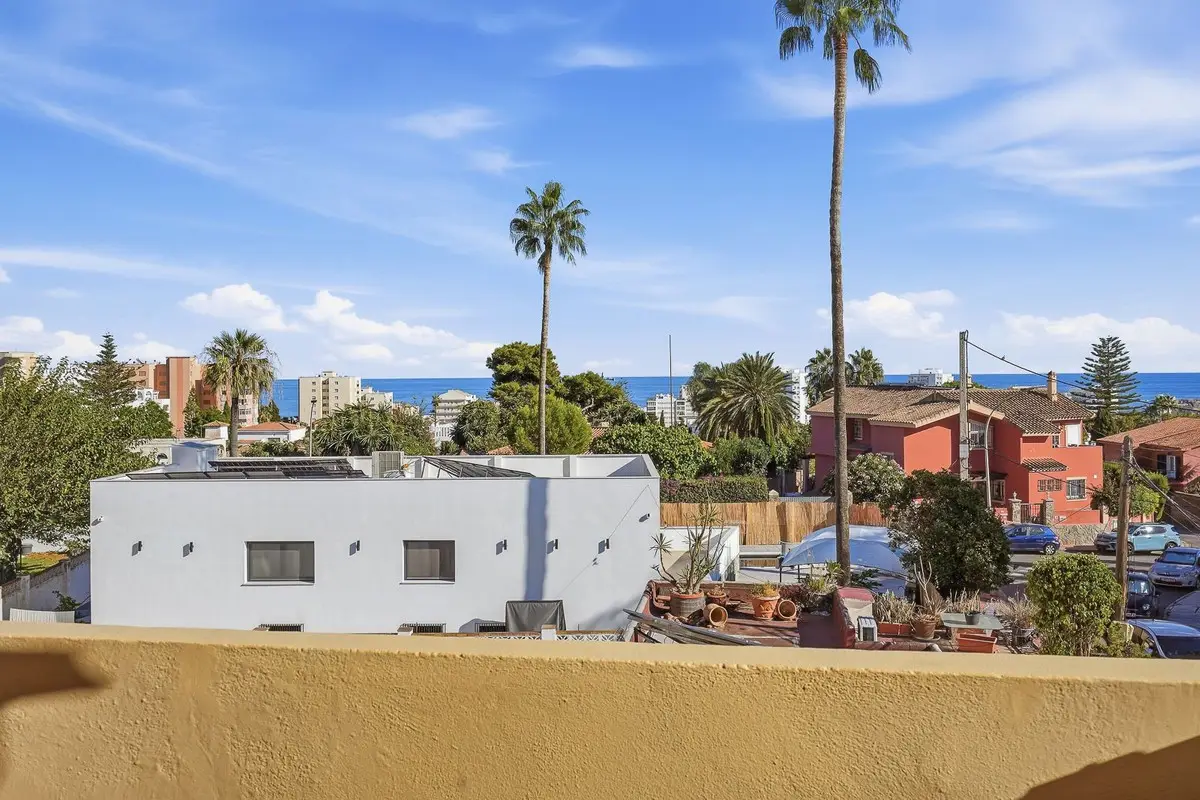 Townhouse for sale in Arroyo de la Miel — photo 1