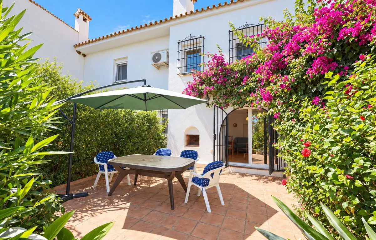 Townhouse for sale in Casares Playa — photo 1